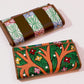 MERCANO® Damen Geldbörse mit Blütenmuster aus hochwertigem Leder und RFID-Schutz | 10 Kartenfächer | 3 Scheinfächer | Münzfach